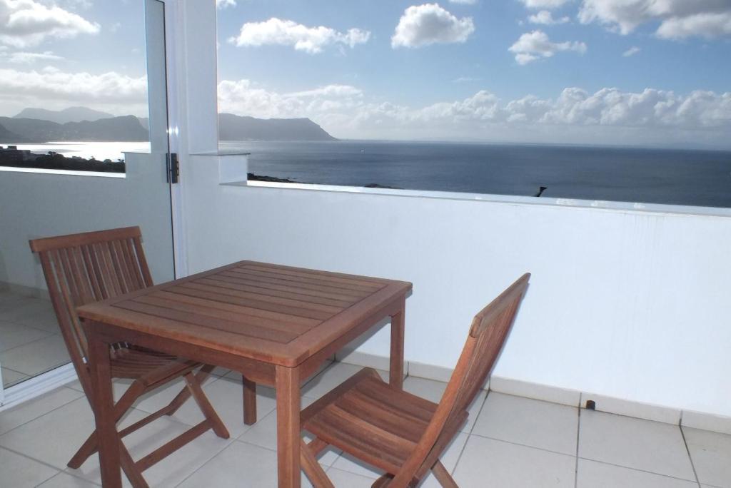Hotel Penguinden - Load-Shedding Free à Simonʼs Town Chambre photo